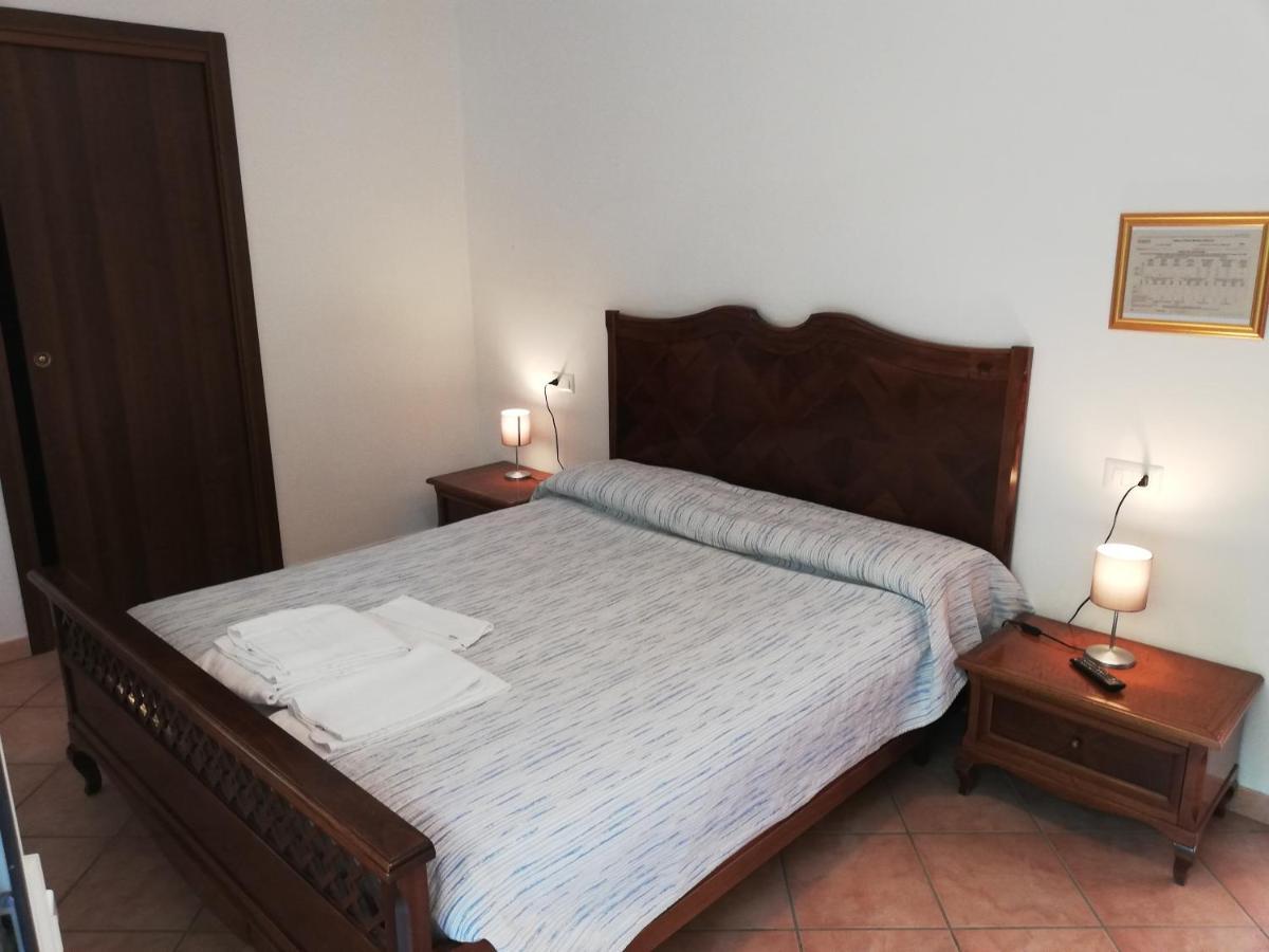 Agriturismo Al Motto Cambiasca 外观 照片